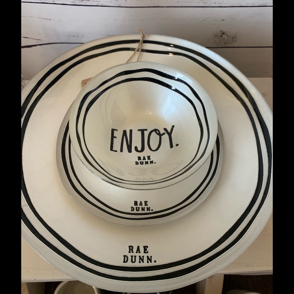 Rae Dunn glass bowl set